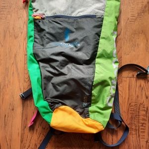 NWOT Cotopaxi Luzon 18L Del Dia